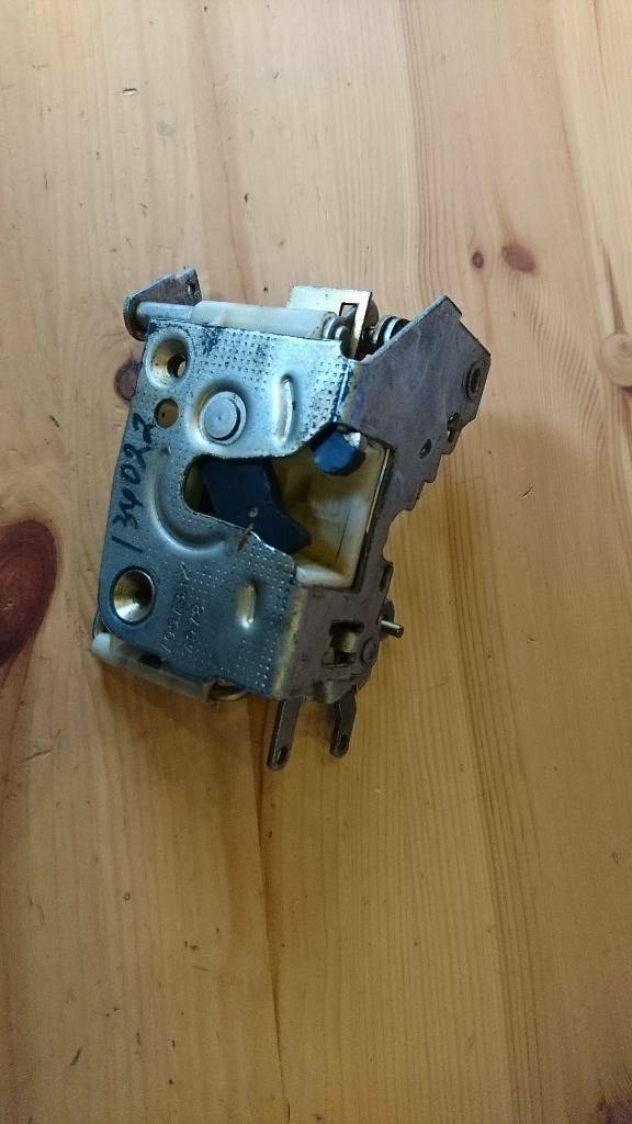 Commodore A Türschloss vorne rechts neu original gm