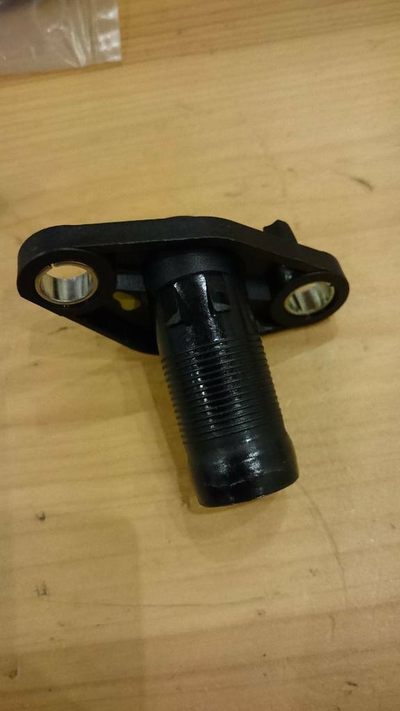 Opel Movano A Vivaro A Satz Schrauben Ölkühler neu original GM