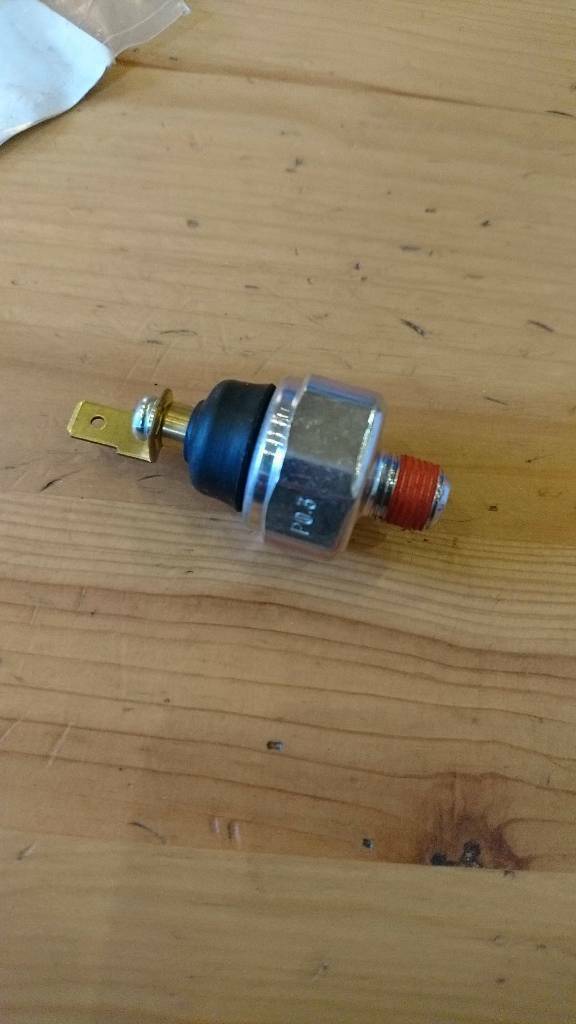 Daewoo Matiz Öldruckschalter Öldrucksensor neu GM