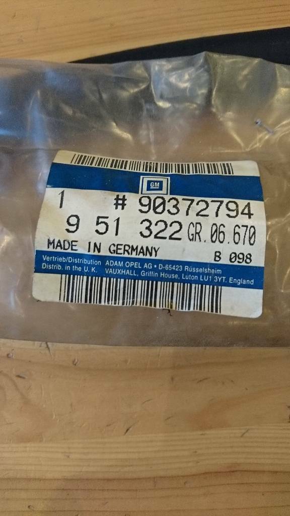 Astra F Ansaugschlauch Servopumpe NEU original GM 90372794