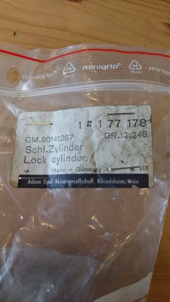 Opel Kofferraumschloss Schließzylinder neu original GM