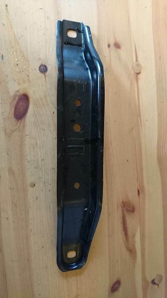 Opel Omega B Querträger Befestigung hinten neu original GM