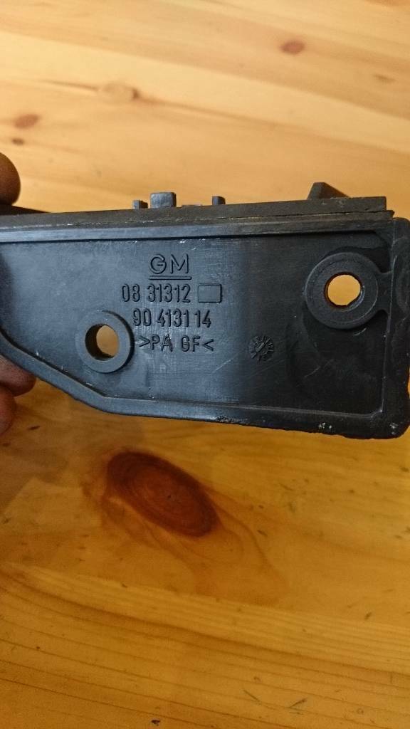 Astra f Halter Relaiskasten neu original gm 90413114