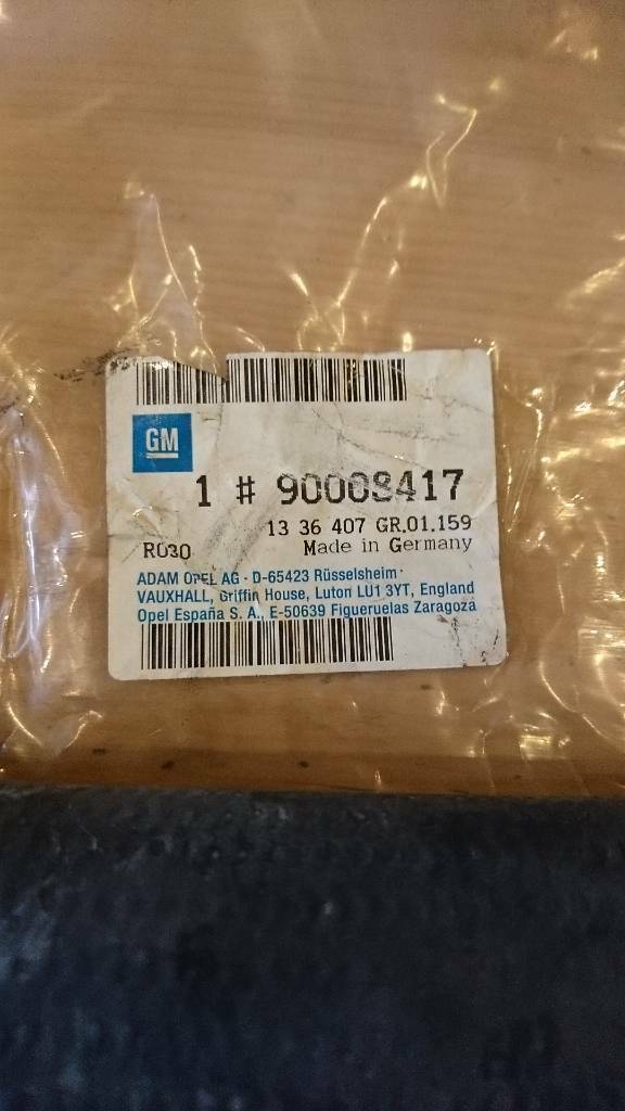 Kadett E Einlass Kühlerschlauch neu original GM