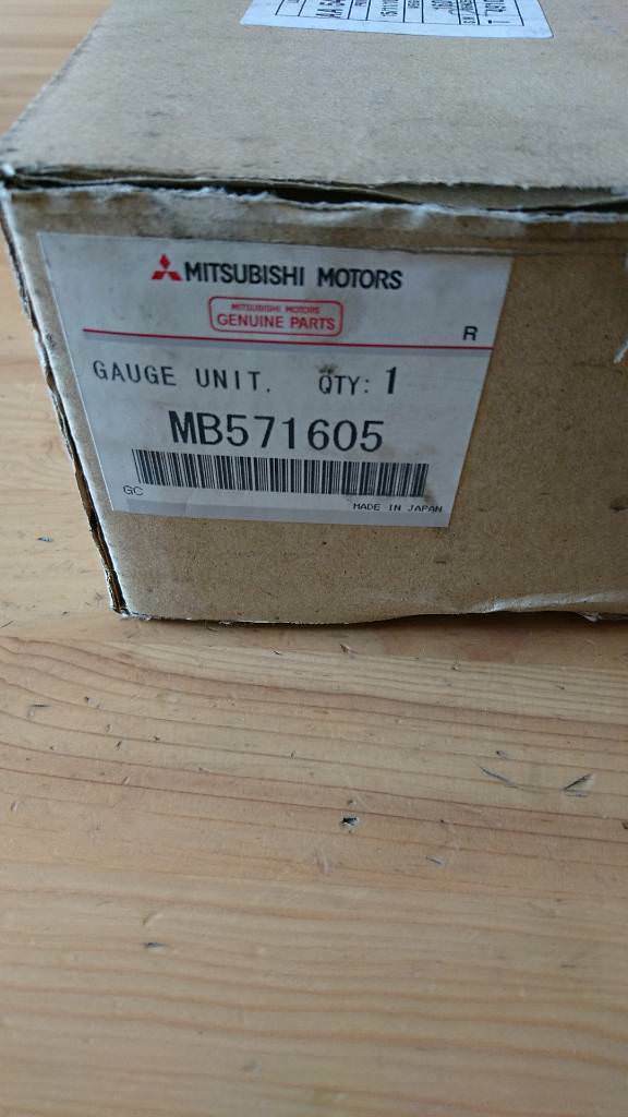 Mitsubishi Pajero 1 kraftstoffschwimmer neu original MB571605