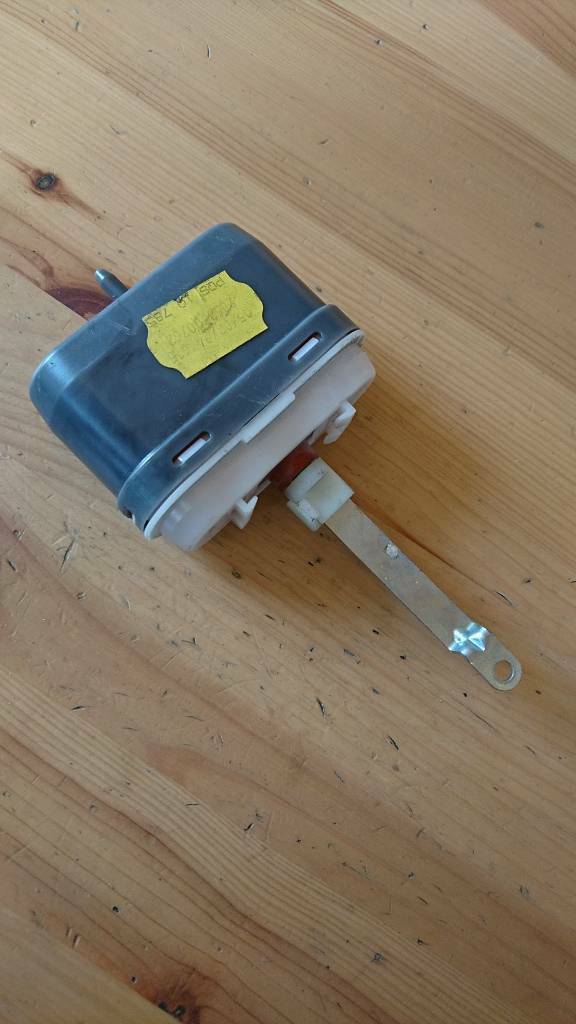 Opel Omega B Stellmotor Klimaanlage neu original GM