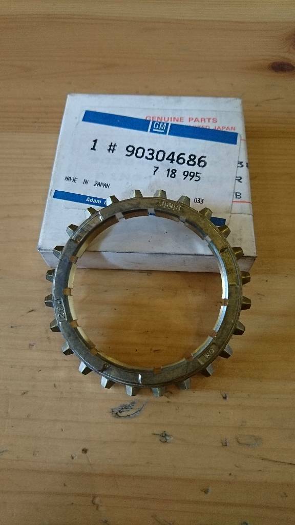 Corsa A + B Tigra A Kadett E Synchronring 5. Gang Neu Original GM