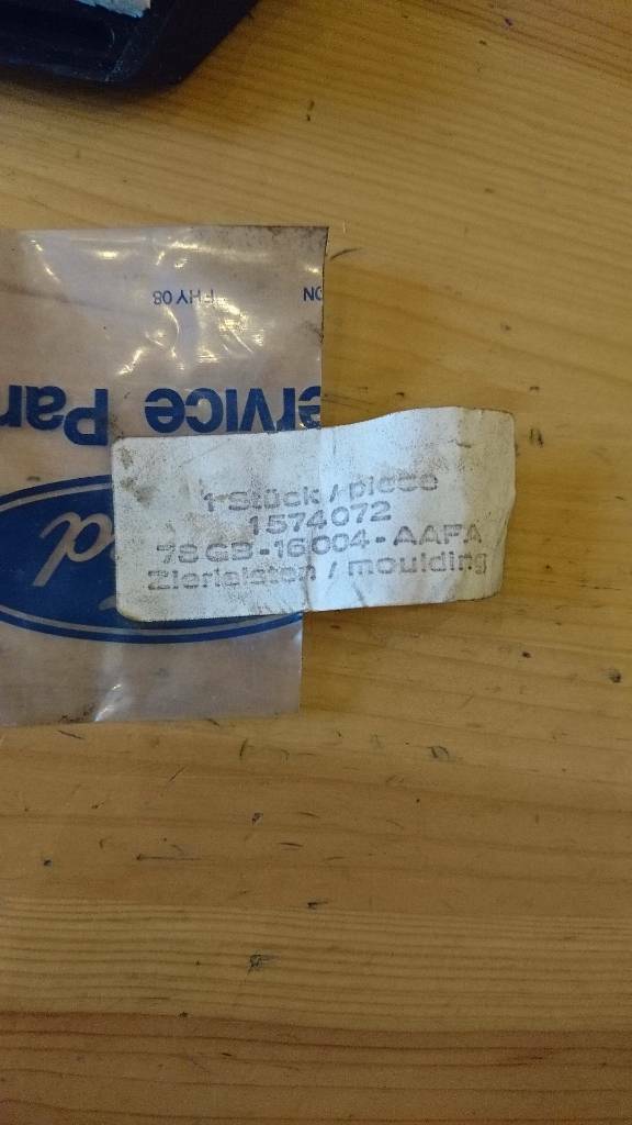 Ford Granada mk2 Zierleiste neu original Ford