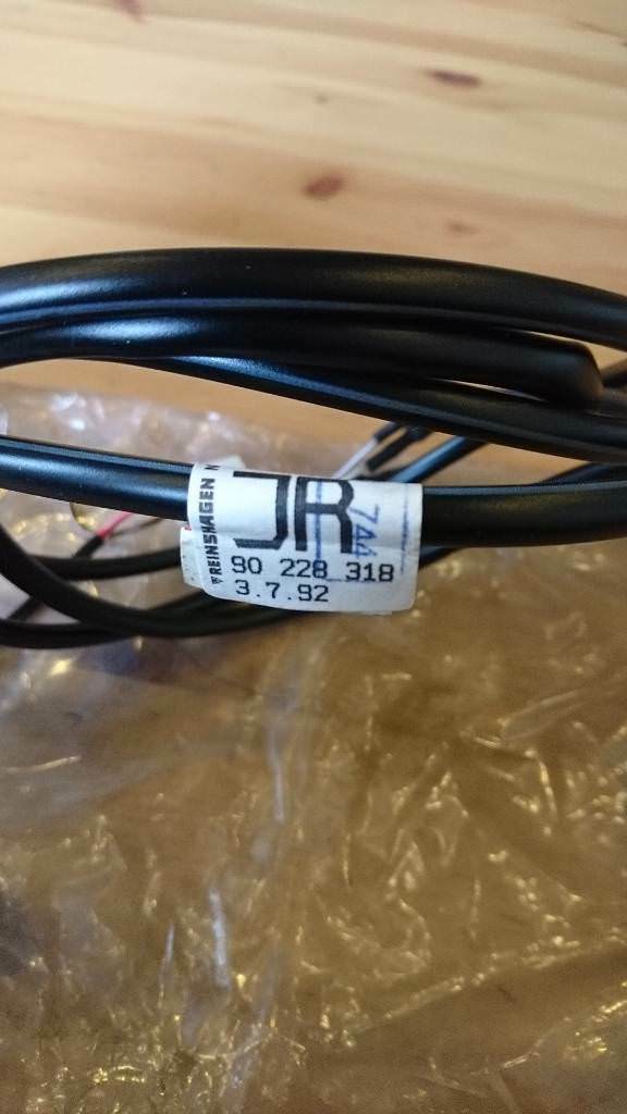 Original GM Vectra A Kabelsatz Lautsprecher Elektrische Antenne Neu