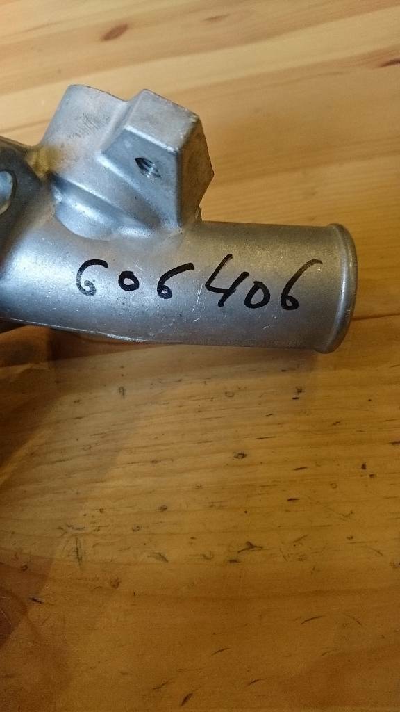 Astra F Vectra A Corsa B Tigra A Thermostatgehäuse Neu GM