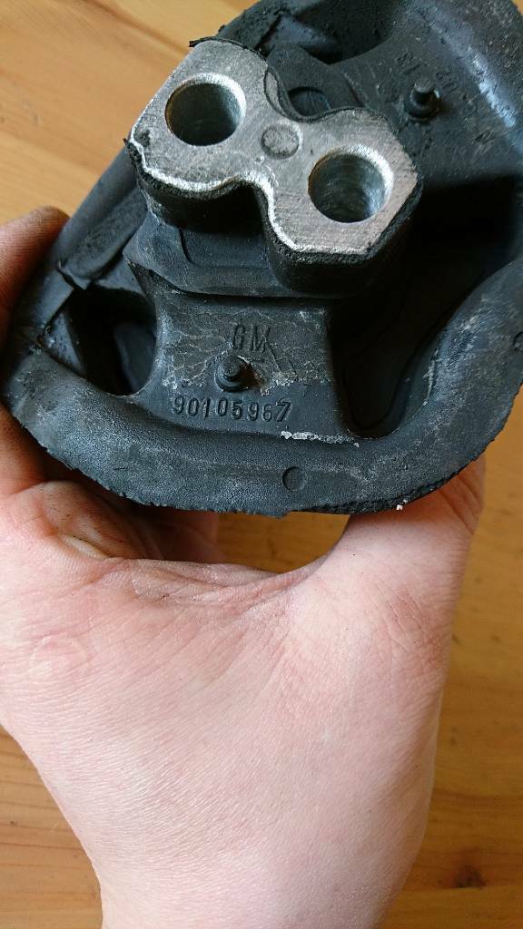 Kadett D Motorhalter Dämpfungblock Neu Original