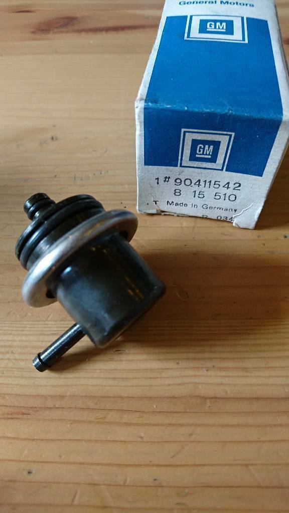 Astra H Omega B Vectra B Zafira Benzin Druckregler neu GM