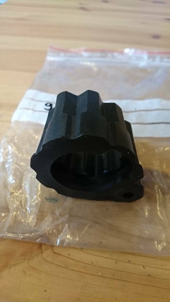 Astra f Halter Pumpe Gummi neu original GM 90501439