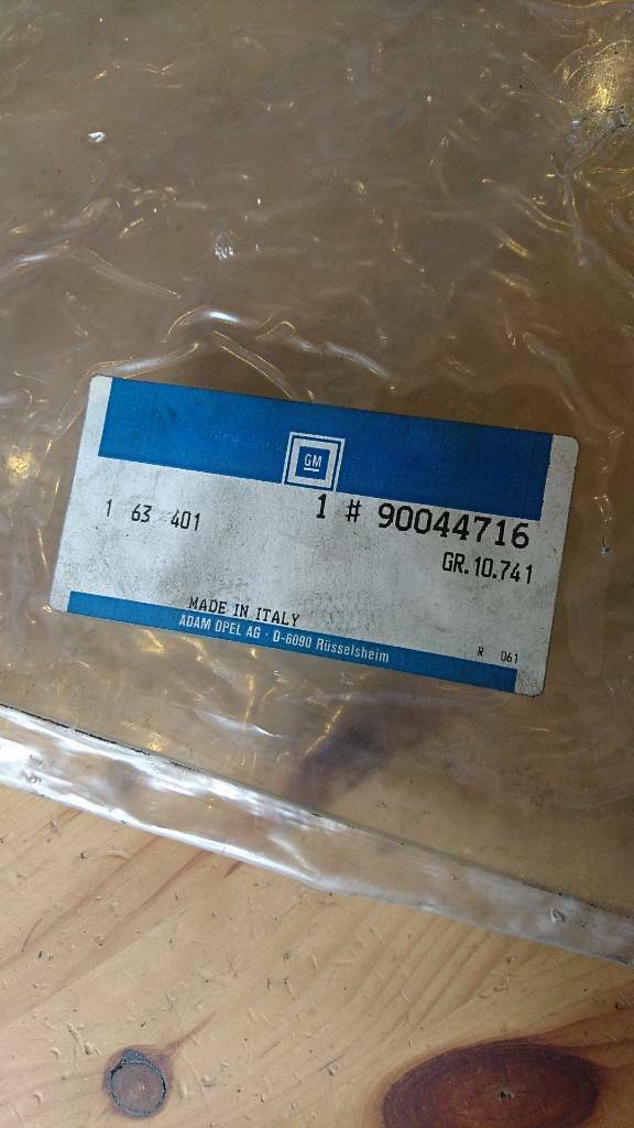 Opel Vauxhall Carlton Seitenscheibe Fenster neu original GM