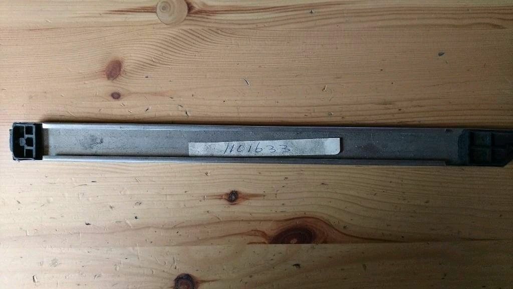 Ascona B Zierleiste Hintertür rechts neu original GM Opel