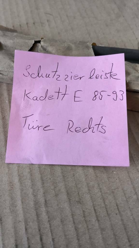 Opel Kadett E Schutzzierleiste Türe Rechts Neu Original GM