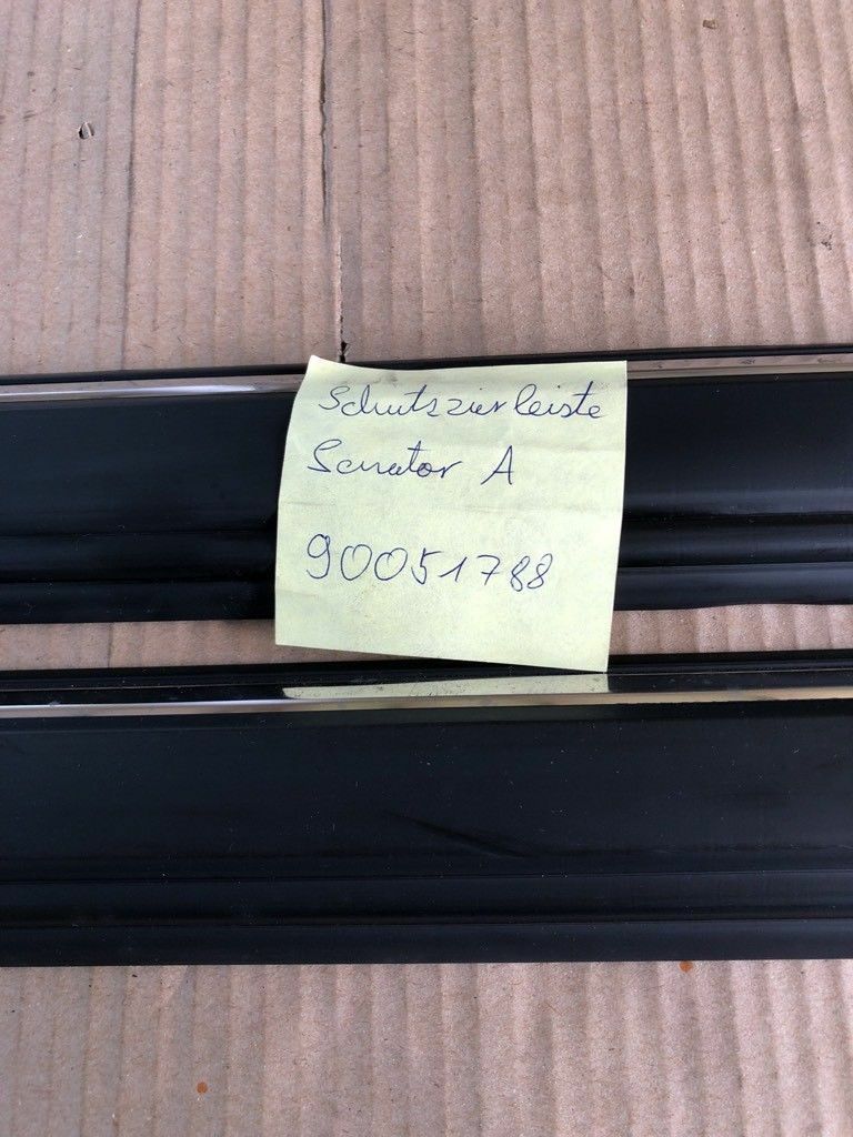 Original GM Opel Senator A Schutzzierleiste Neu