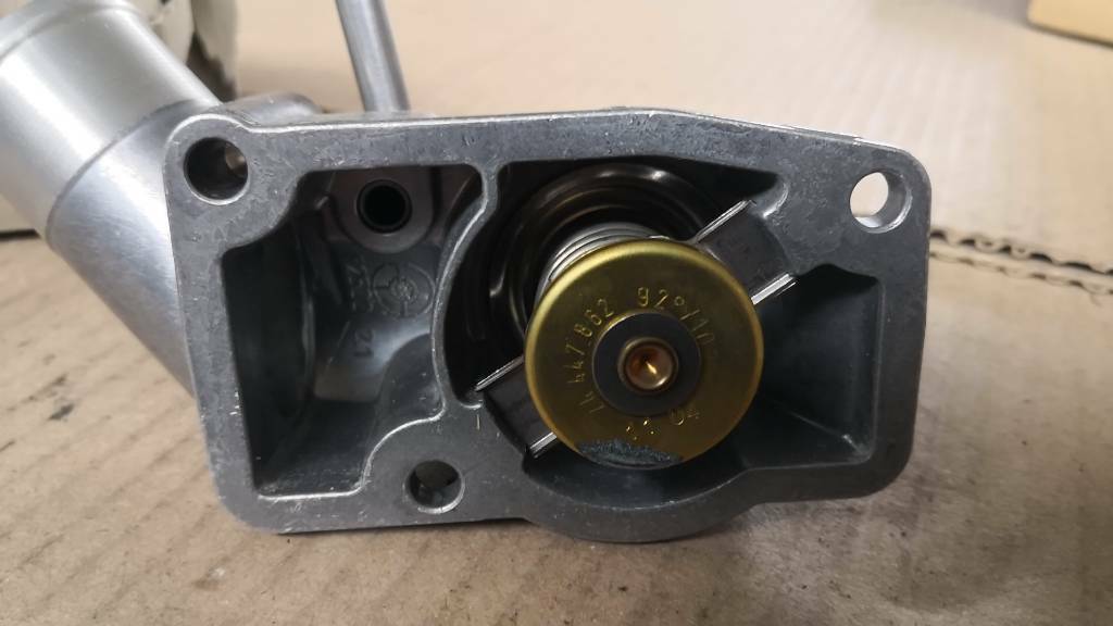 Opel Astra Zafira Thermostat neu original GM