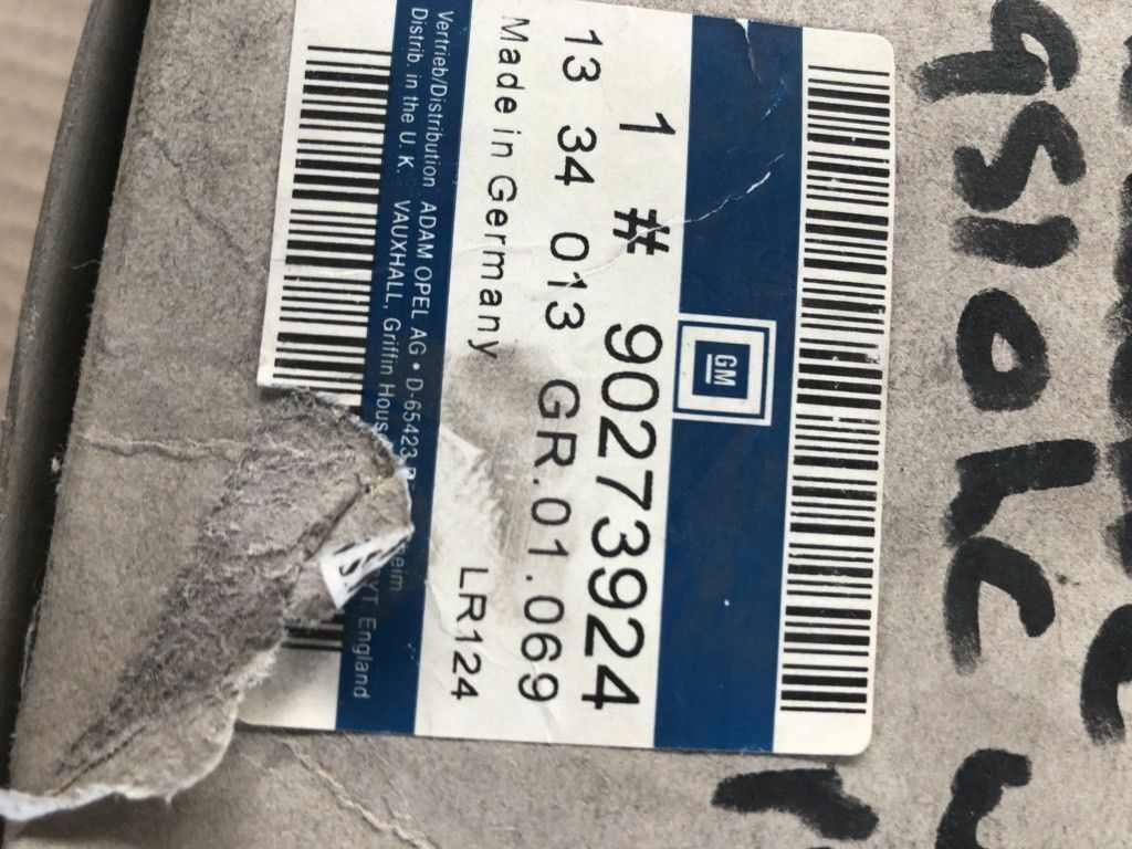 Original GM Opel Kadett E GSI OHC Wasserpumpe NEU