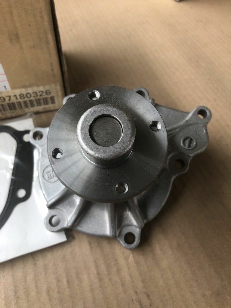 Original GM Opel Astra F Diesel Wasserpumpe Neu