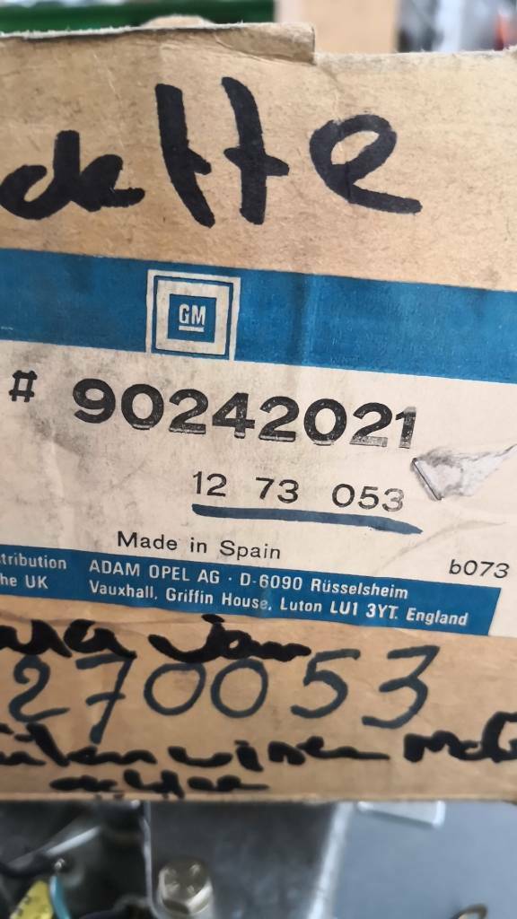 Opel Kadett E Caravan Heckscheibenwischermotor Neu Original GM