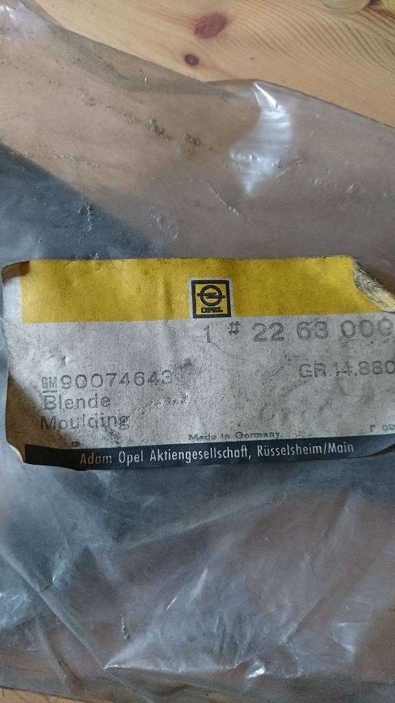 Astra G Zafira A Blende Sitzschanier links außen Neu Original GM