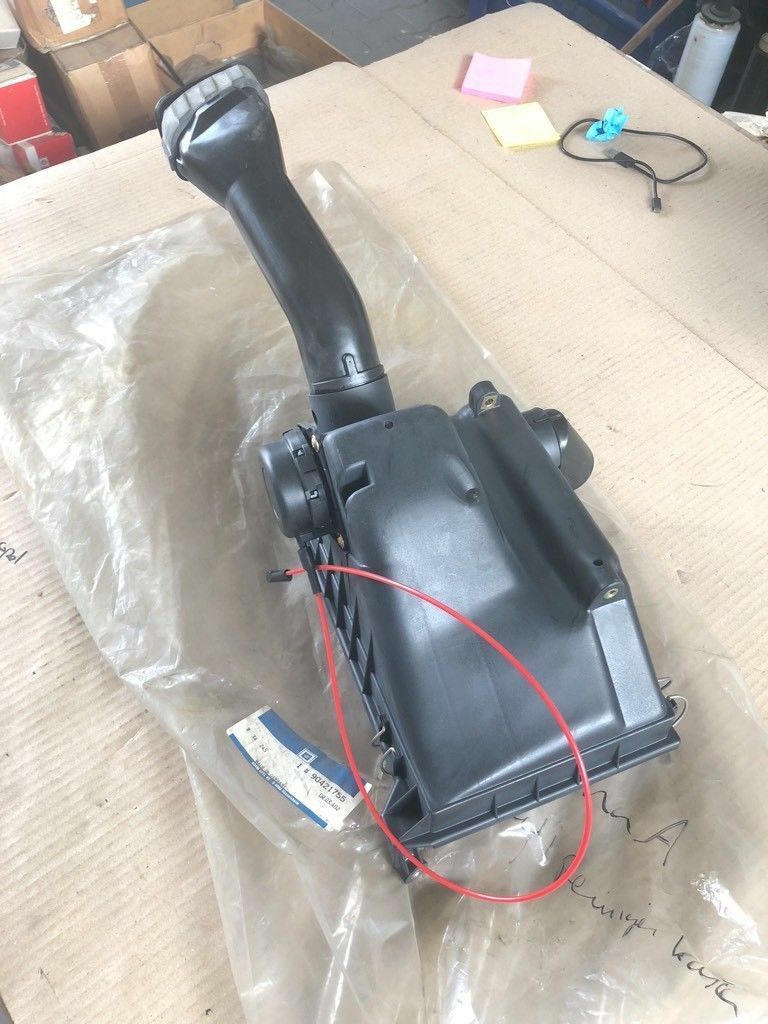 Original GM Opel Vectra A Luftfilter Kasten *NEU*