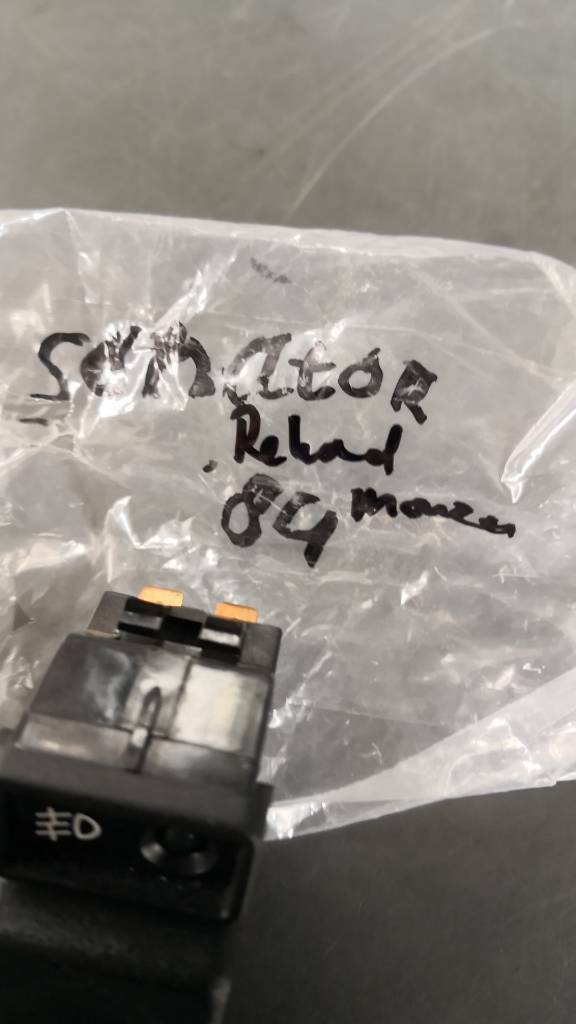 Opel Senator record Monza Nebelscheinwerfer Schalter neu original