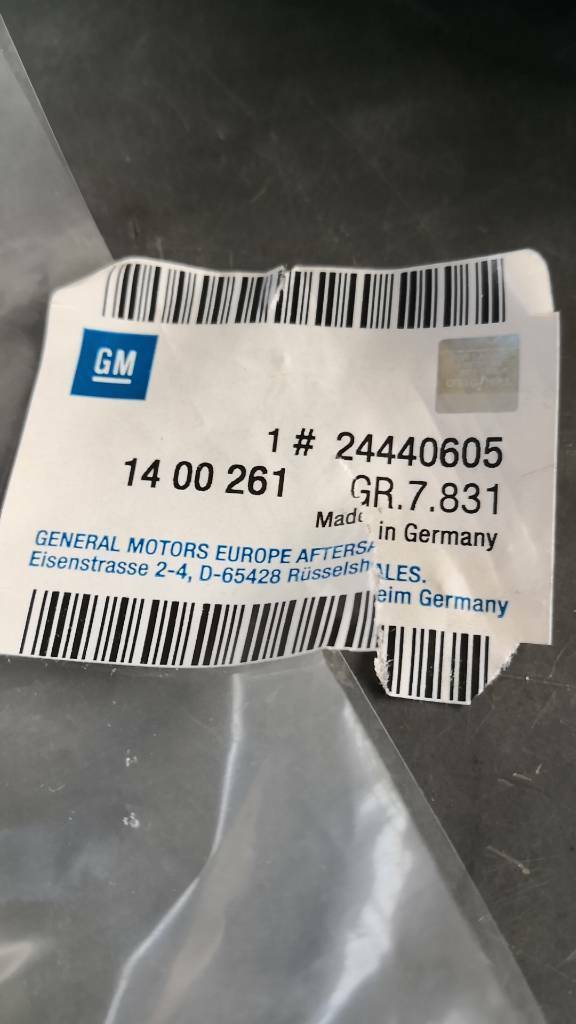 Opel Vectra C Stoßstangen Gitter unten neu original GM