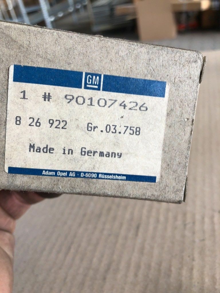 Original GM Opel Kadett E Vectra A Omega A Schließdämpfer Drosselklappen Neu