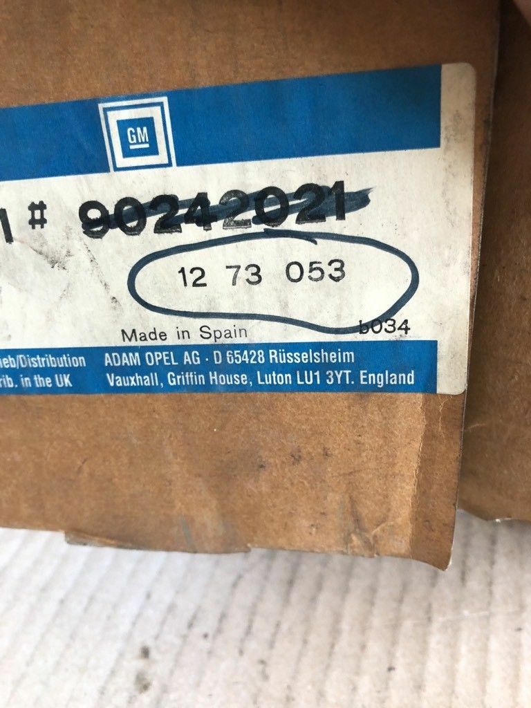 Opel Kadett E Wischmotor Heckscheibe NEU Original GM