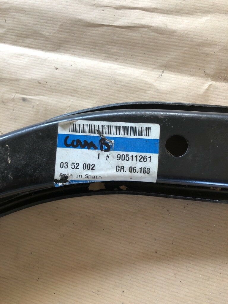 Opel Corsa B Radaufhängung rechts neu original GM