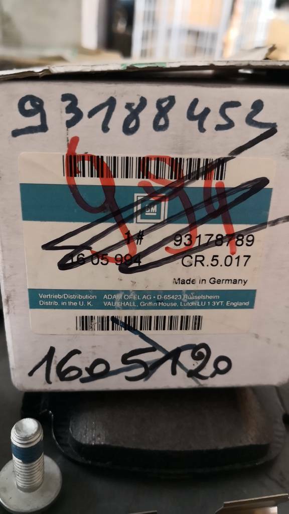 Opel Corsa C Tigra B Satz Bremsklötze Hinten Neu Original GM