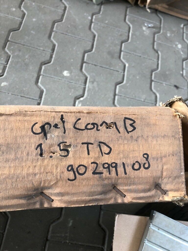 Opel Corsa A (67PS) Kühler NEU Original GM
