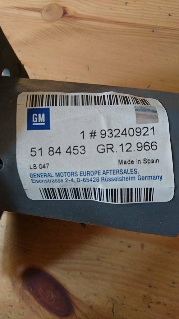 Astra G Zafira A Prallrohr Rückwand hinten unten rechts neu GM