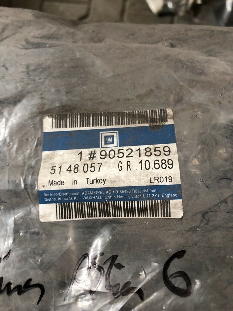 Astra G 5 Türer Fensterführung Dichtung vorne links neu GM