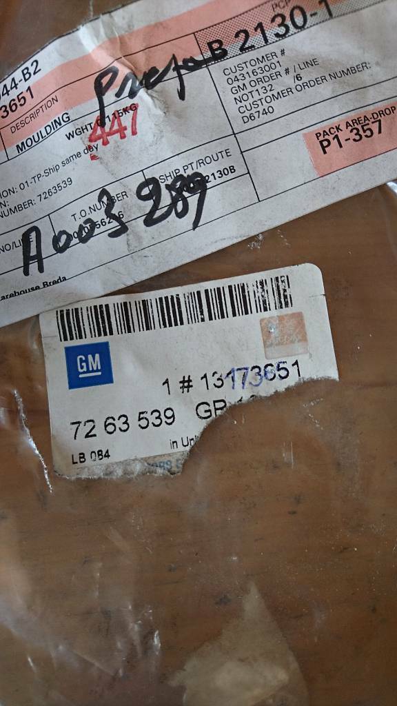 Agila A Meriva A Blende Sitzschanier rechts innen neu original GM