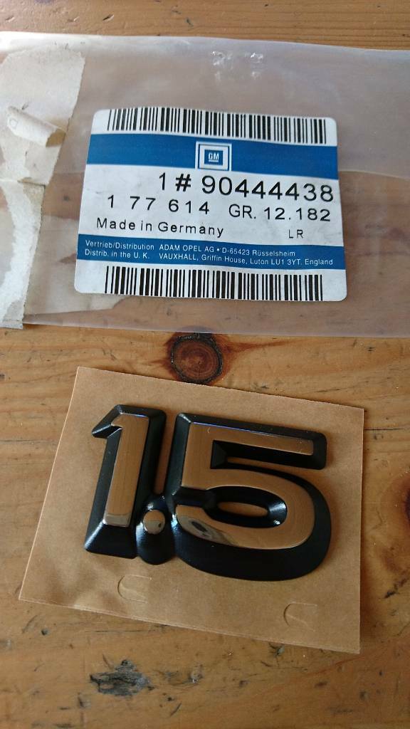 Corsa B Tigra A Schriftzug Emblem "1.5" schwarz chrom neu GM