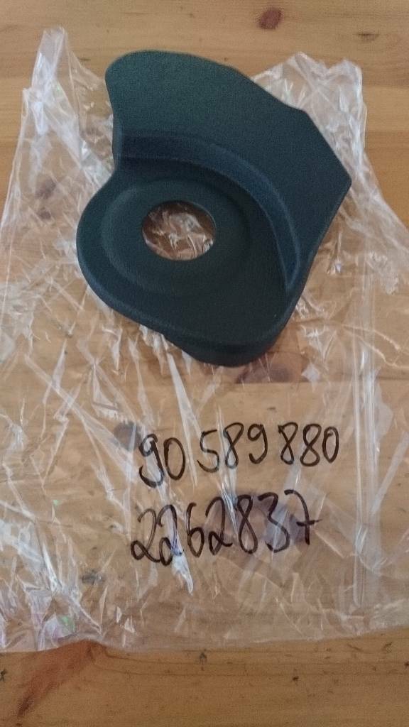 Astra G Zafira A Blende Sitzschanier außen oben rechts Neu GM