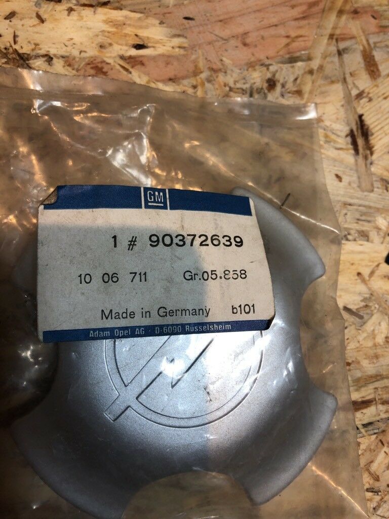 Opel Astra F Rad Deckel Abdeckung NEU Original GM