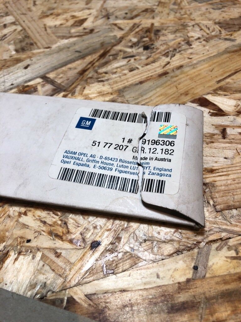 Original GM Opel Corsa 1.7 DTI Emblem Neu