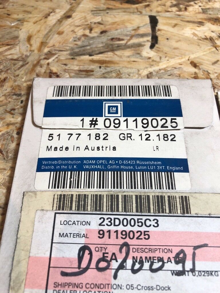 Original GM Opel "Vectra TDI" Emblem *NEU*