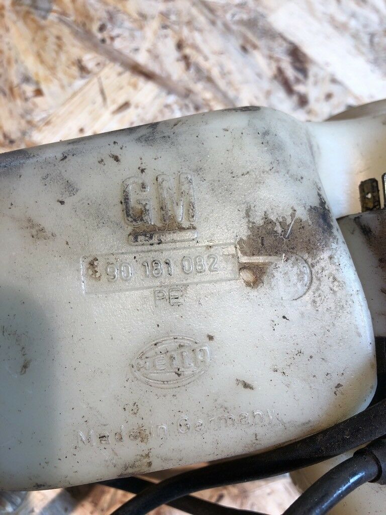 Opel Kadett E GSI Wischwasser Behälter Gebraucht Original GM