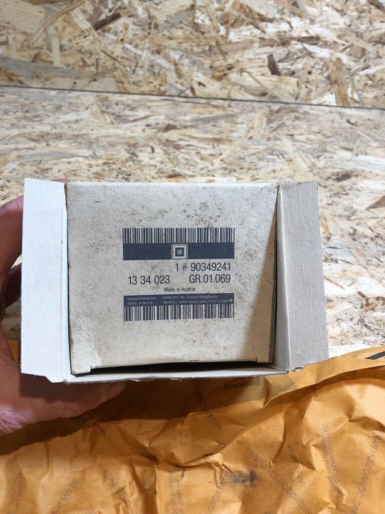 Opel Kadett E Ascona B C Corsa A Manta B Wasserpumpe NEU original GM