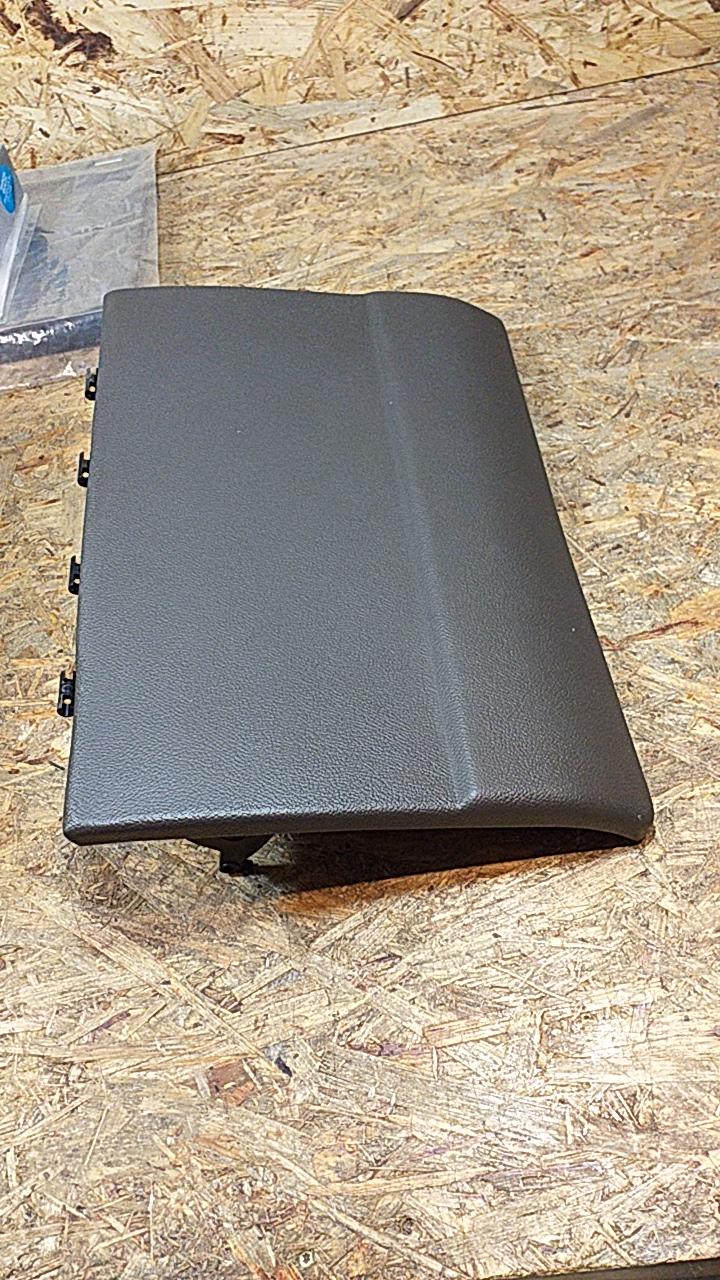 Senator B Deckel Amaturentafelkasten original GM Opel NEU