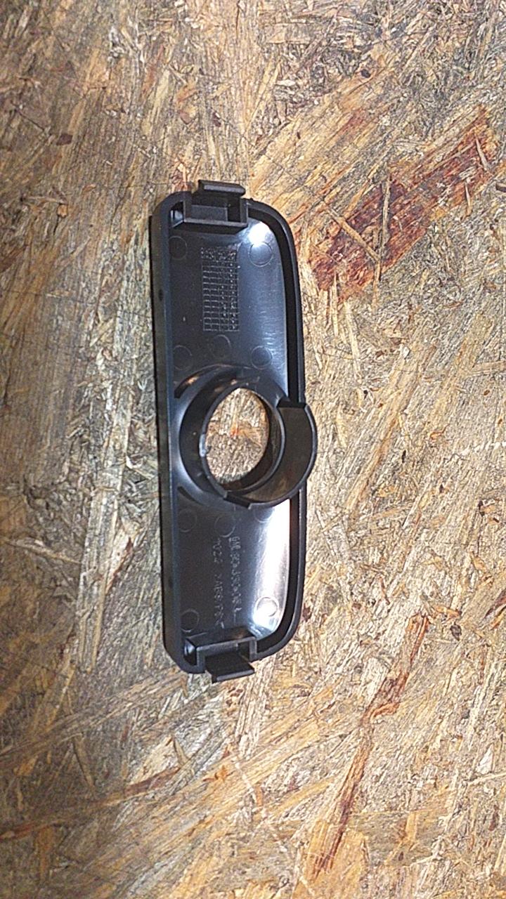 Omega B Zigarettenanzündergehäuse original GM Opel NEU