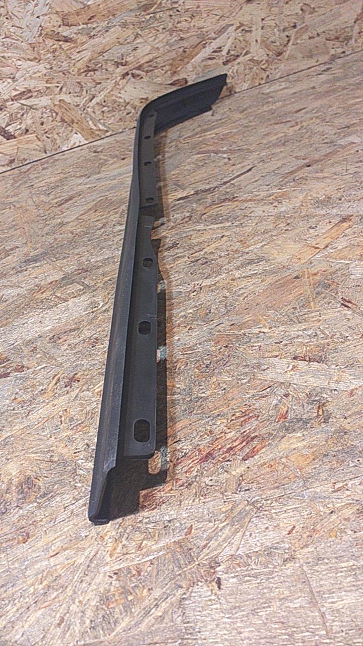 Rekord E Leiste Frontblech r.u original GM Opel NEU