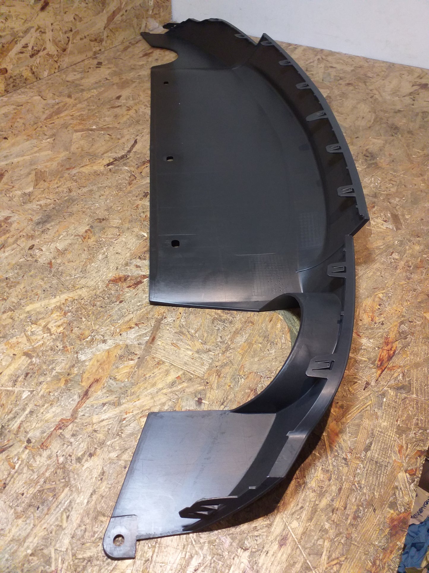 Insignia A Sports Tourer Spoiler Diffusor Einsatz hinten original GM Opel NEU