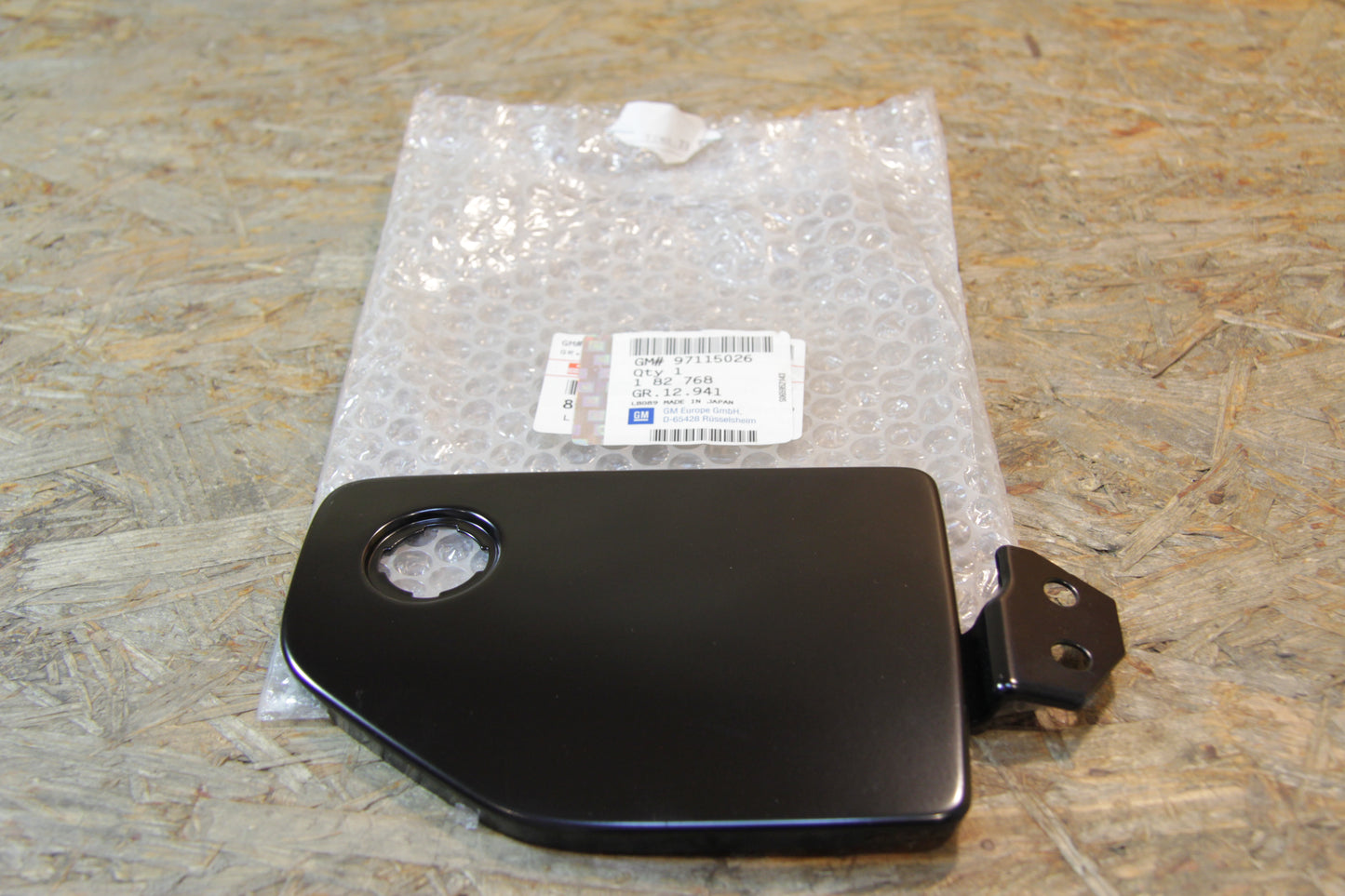 Original GM Opel Klappe und Scharnier Kraftstoffeinfüllung 97115026 Campo