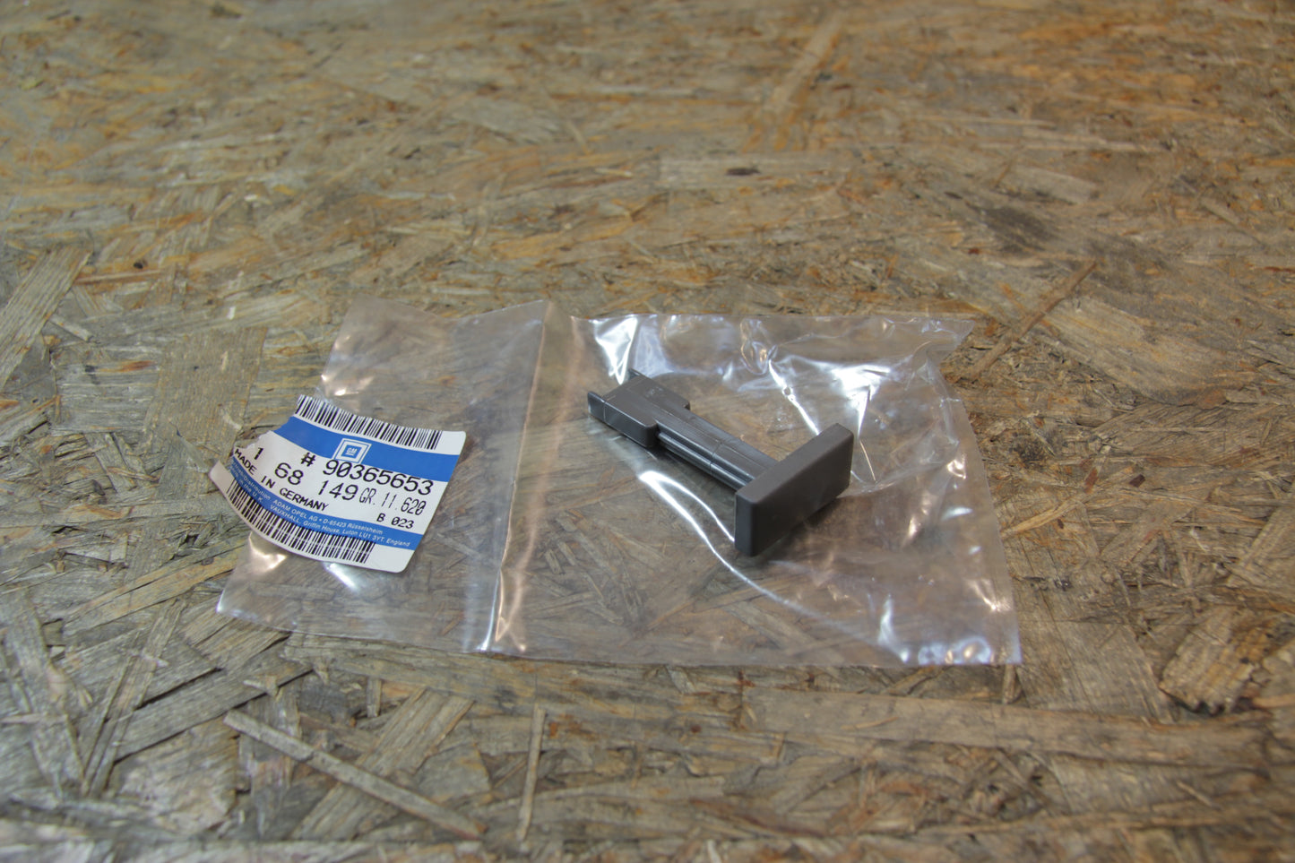 Original GM Opel Knopf Betätigungsstange grau Farbcode: 051, 151, 551 90365653 Astra F , Vectra A